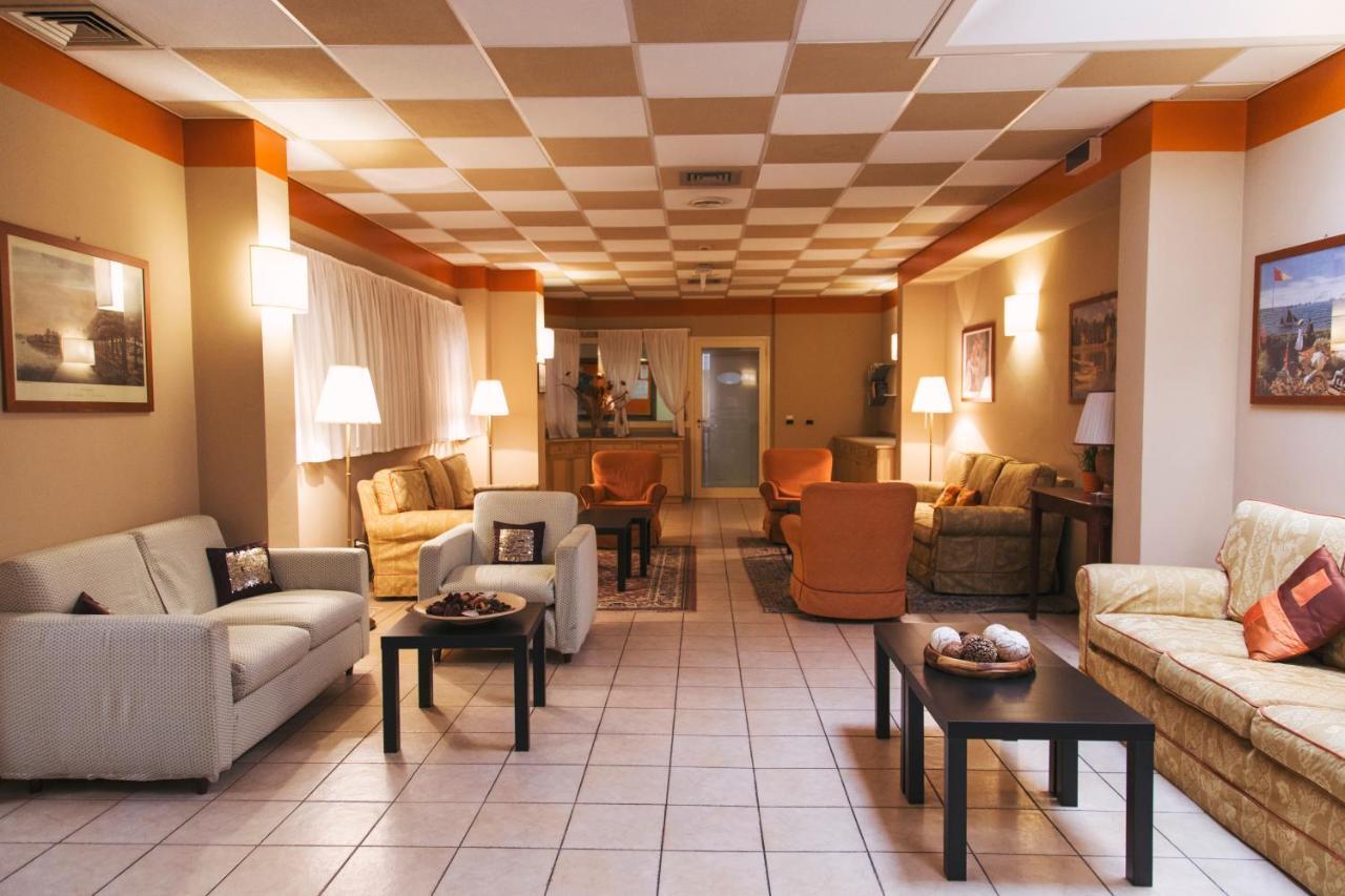 Hotel Clementi Salice Terme Eksteriør bilde